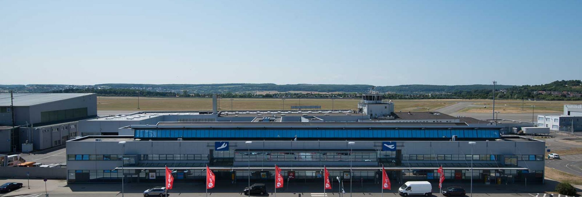 5 der besten Flughafenshuttle-Services in Saarbrücken – Terminals ohne Parkplatzstress erreichen